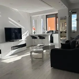 Apartament Luxury Two Militari M3, Bucureşti