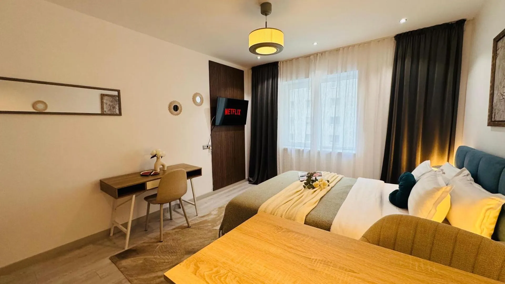 Apartment Deluxe Studios - Perfect For Short Or Long Stays Bucharest Romania