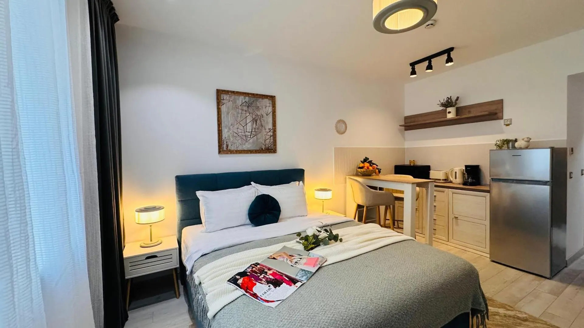 Deluxe Studios - Perfect For Short Or Long Stays Bucharest Apartment
