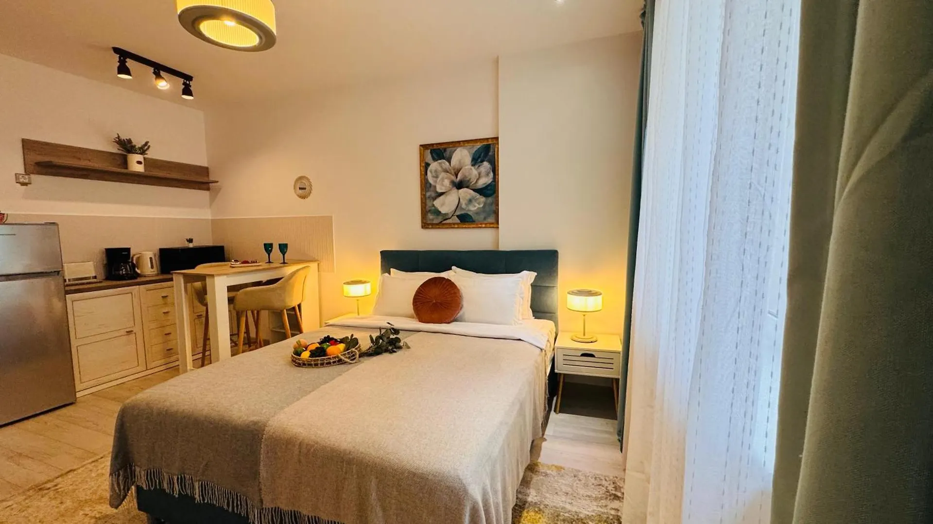 Apartment Deluxe Studios - Perfect For Short Or Long Stays Bucharest Romania